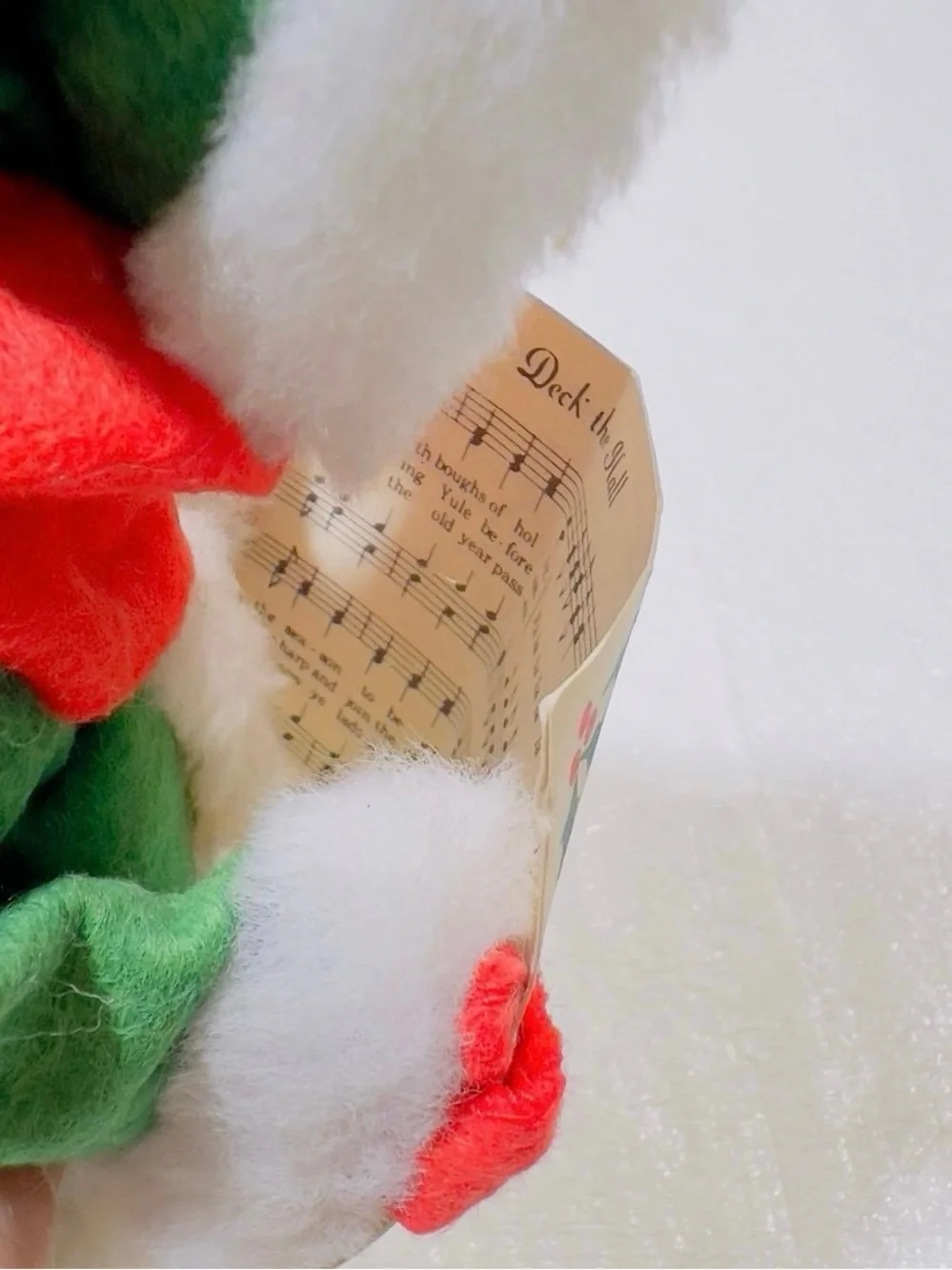 Vintage Annalee Woman Christmas Caroler 1974 Holiday